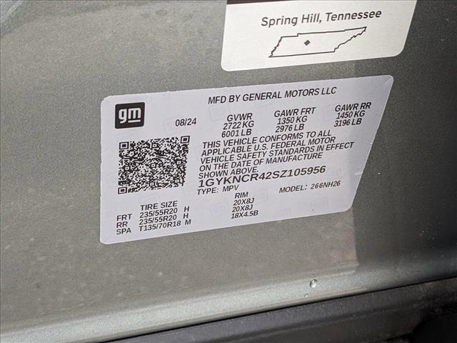 Photo of 2025 Argent Silver Metallic Cadillac XT5