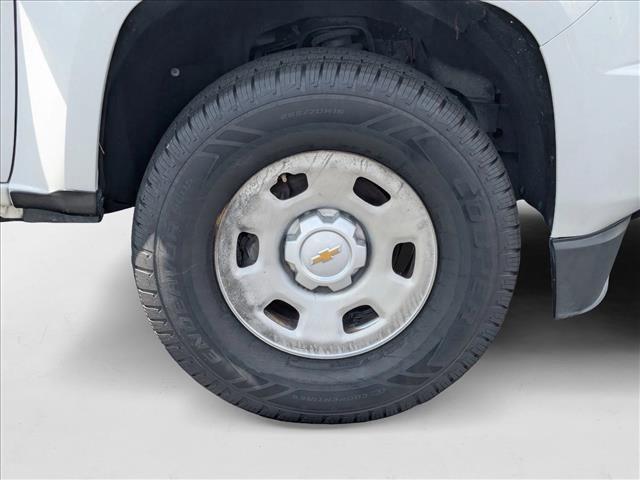 Photo of 2019 Summit White Chevrolet Colorado