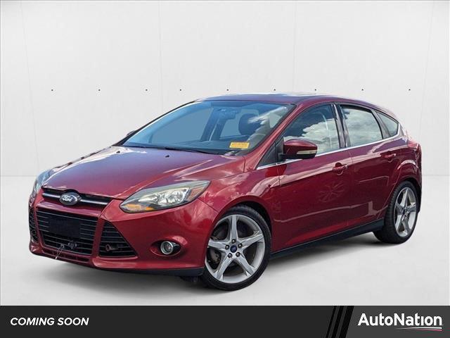 Photo of 2014 Maroon Ford Focus