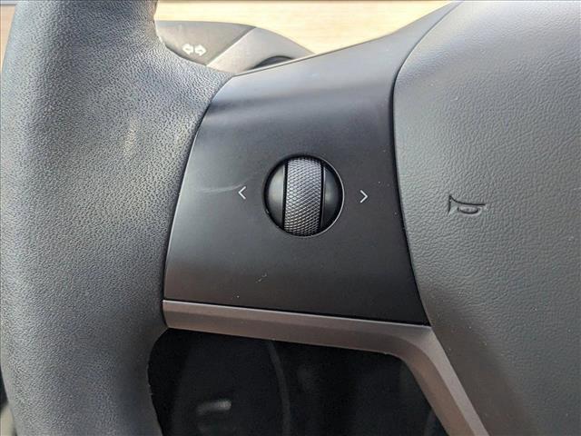 Photo of 2023 Pearl White Multi-Coat Tesla Model 3