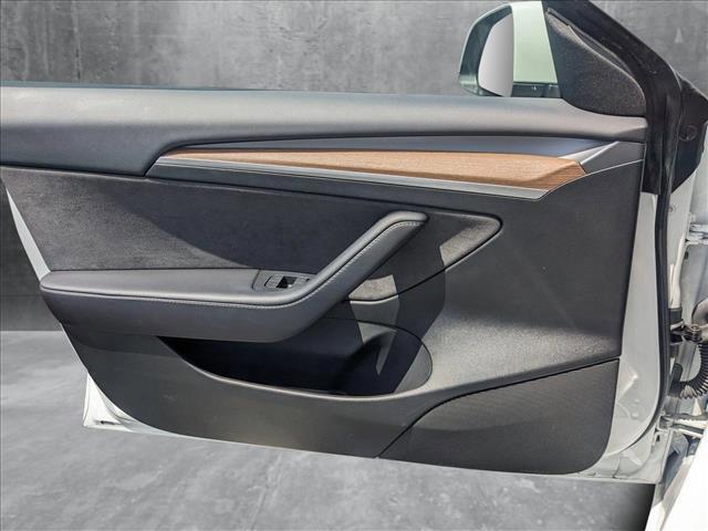 Photo of 2023 Pearl White Multi-Coat Tesla Model 3