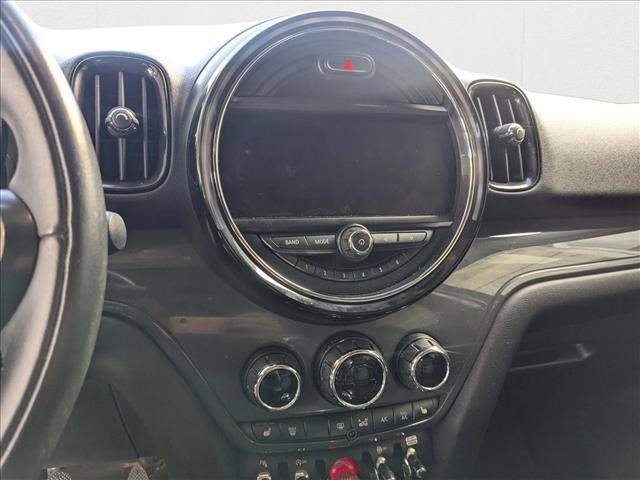 Photo of 2018 British Racing Green Metallic MINI Countryman