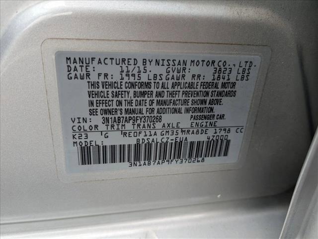 Photo of 2015 Brilliant Silver Nissan Sentra