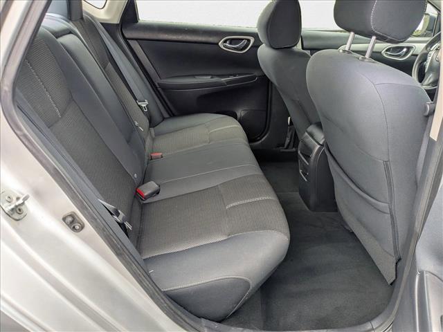 Photo of 2015 Brilliant Silver Nissan Sentra
