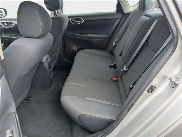 Photo of 2015 Brilliant Silver Nissan Sentra