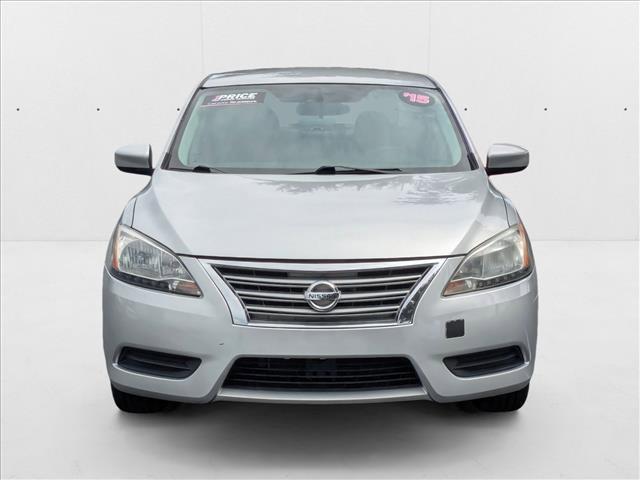 Photo of 2015 Brilliant Silver Nissan Sentra