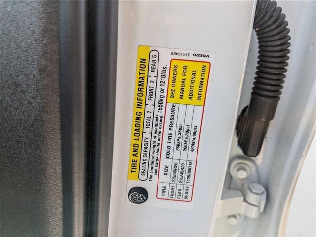Photo of 2019 Crystal White Pearl Metallic Volvo XC90