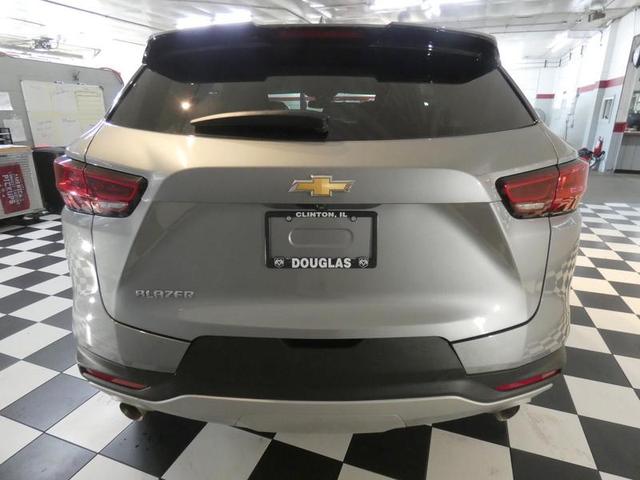 Photo of 2023 Gray Chevrolet Blazer