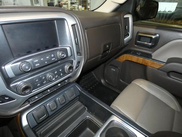 Photo of 2014 Red GMC Sierra 1500