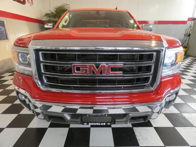 Photo of 2014 Red GMC Sierra 1500