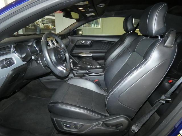 Photo of 2016 Dark Blue Ford Mustang