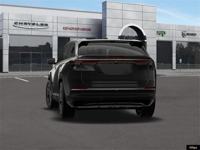 Photo of 2025 Diamond Black Crystal Pearl-Coat Exterior Paint Jeep Wagoneer S