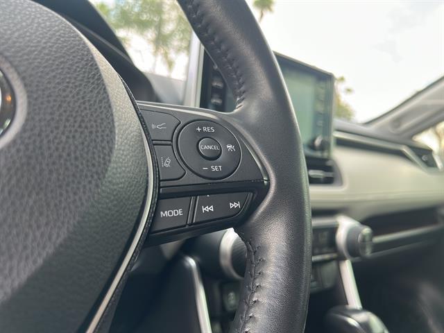 Photo of 2020 Magnetic Gray Metallic Toyota RAV4 Hybrid
