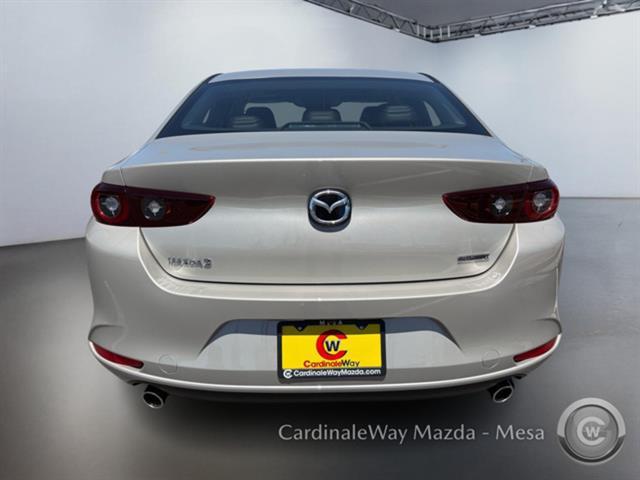 Photo of 2025 Platinum Quartz Metallic Mazda Mazda3