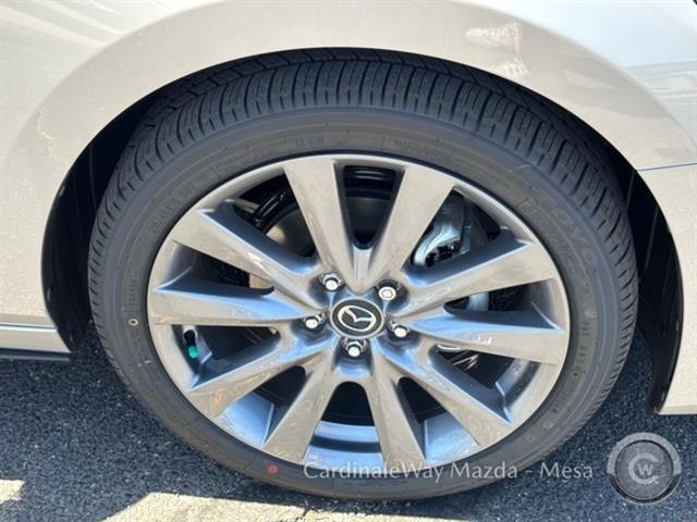 Photo of 2025 Platinum Quartz Metallic Mazda Mazda3