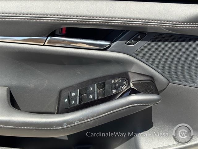 Photo of 2025 Platinum Quartz Metallic Mazda Mazda3