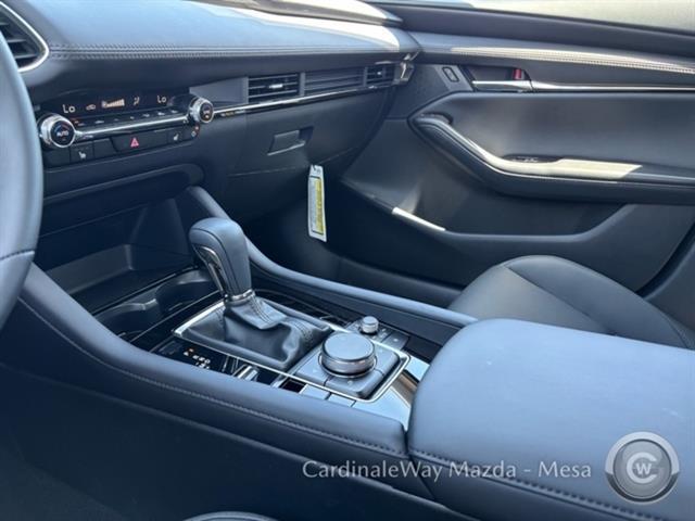 Photo of 2025 Platinum Quartz Metallic Mazda Mazda3