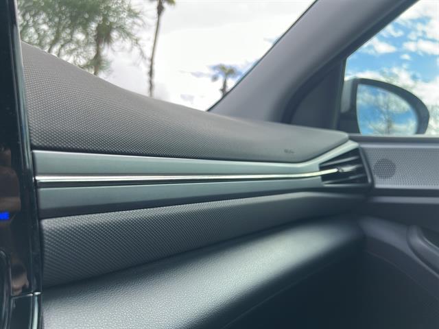 Photo of 2020 Stellar Silver Hyundai IONIQ Hybrid