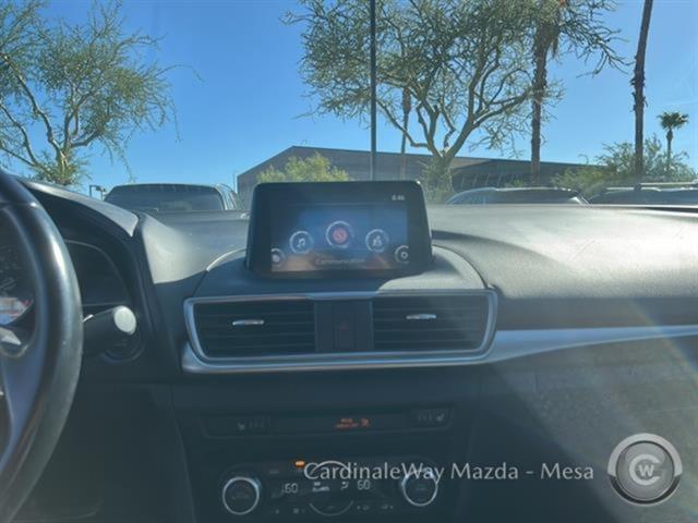 Photo of 2018 Jet Black Mica Mazda Mazda3