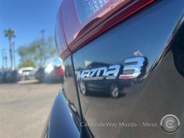 Photo of 2018 Jet Black Mica Mazda Mazda3