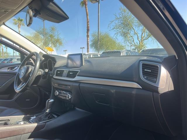 Photo of 2018 Jet Black Mica Mazda Mazda3