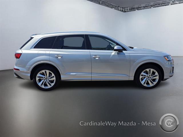 Photo of 2022 Florett Silver Metallic Audi Q7
