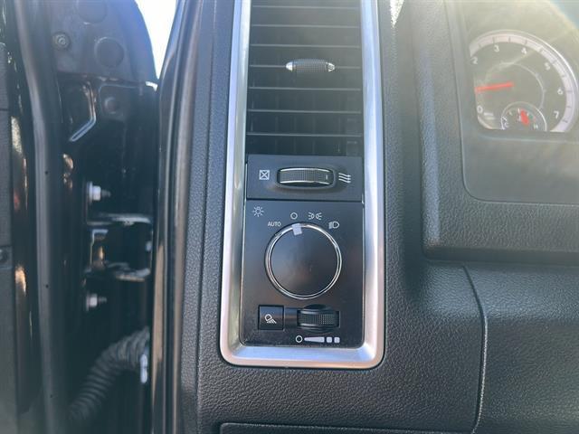 Photo of 2024 Diamond Black Crystal Pearlcoat RAM 1500 Classic