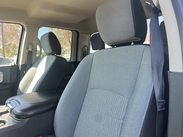 Photo of 2024 Diamond Black Crystal Pearlcoat RAM 1500 Classic