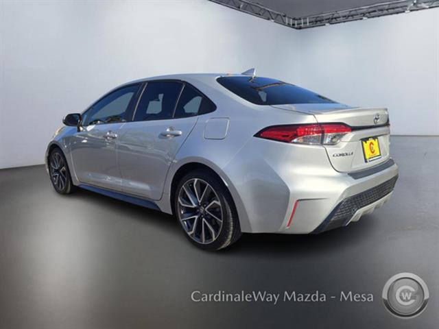 Photo of 2021 Classic Silver Metallic Toyota Corolla