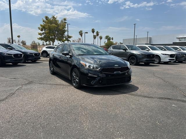 Photo of 2021 Aurora Black Kia Forte