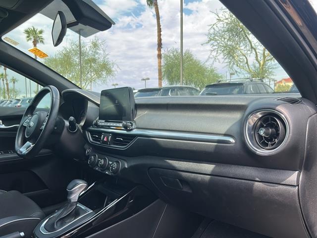 Photo of 2021 Aurora Black Kia Forte