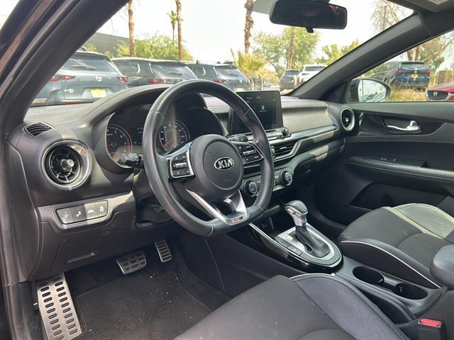 Photo of 2021 Aurora Black Kia Forte