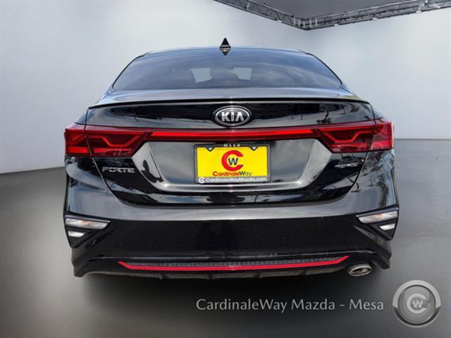 Photo of 2021 Aurora Black Kia Forte