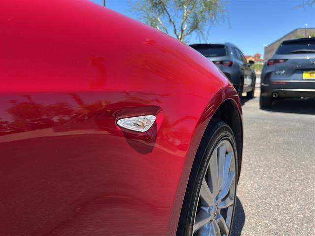 Photo of 2018 Hypnotique Red FIAT 124 Spider