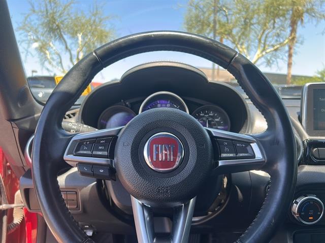 Photo of 2018 Hypnotique Red FIAT 124 Spider