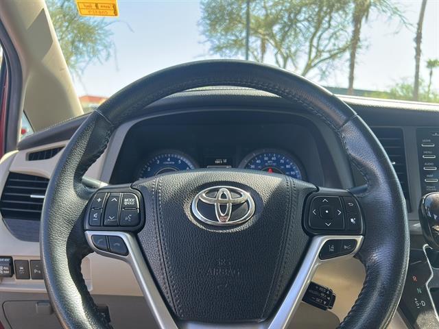 Photo of 2020 Salsa Red Pearl Toyota Sienna