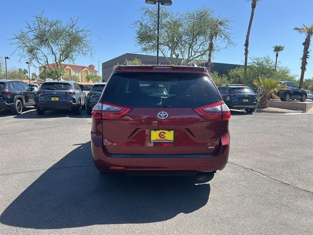 Photo of 2020 Salsa Red Pearl Toyota Sienna