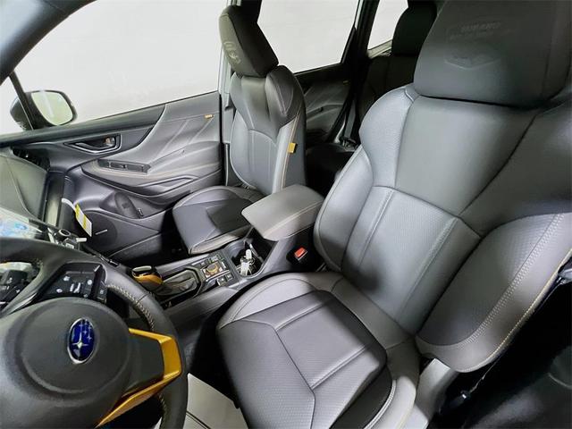 Photo of 2025 Ice Silver Metallic Subaru Forester