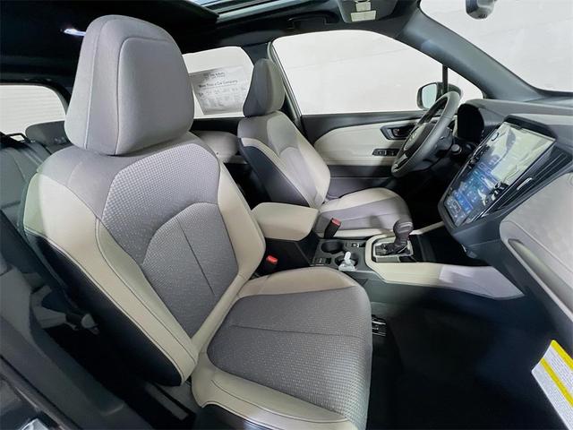 Photo of 2025 Magnetite Gray Metallic Subaru Forester