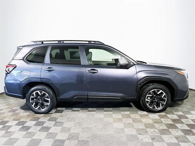 Photo of 2025 Magnetite Gray Metallic Subaru Forester