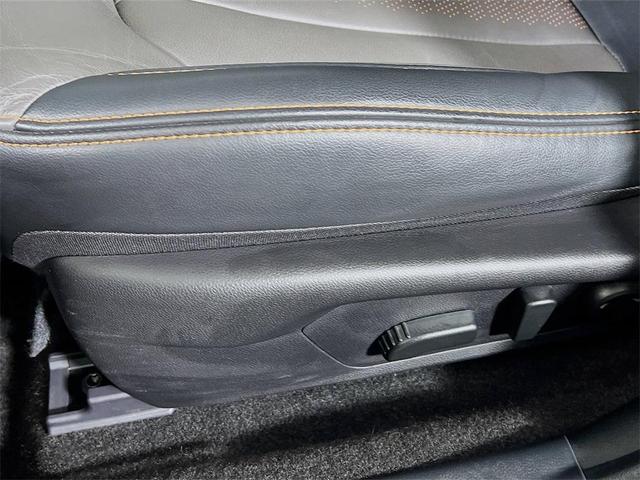 Photo of 2024 Crystal White Pearl Subaru Crosstrek