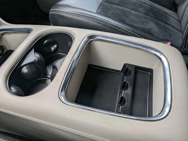 Photo of 2018 Red Dodge Grand Caravan