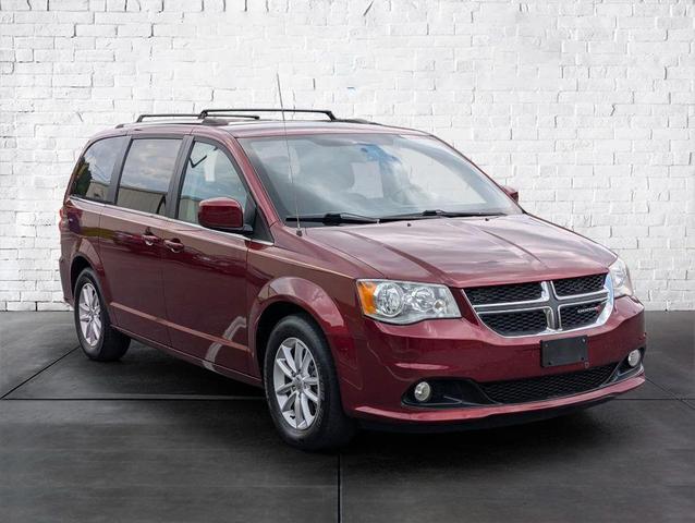 Photo of 2018 Red Dodge Grand Caravan
