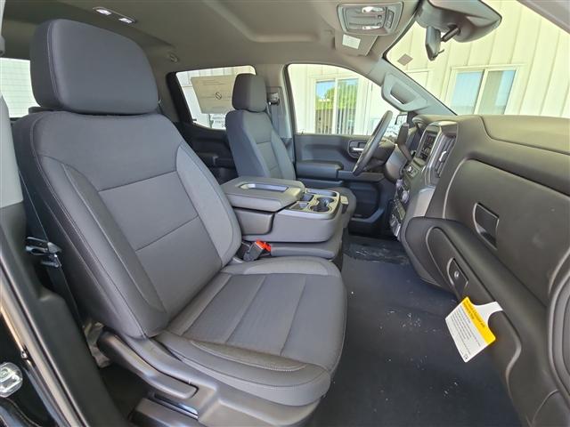 Photo of 2025 Black Chevrolet Silverado 1500