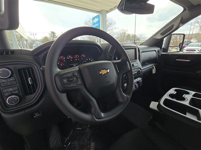 Photo of 2025 Black Chevrolet Silverado 2500