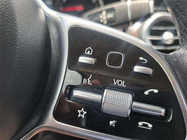 Photo of 2021 Polar White Mercedes-Benz GLC 300