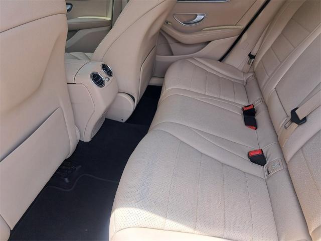 Photo of 2021 Polar White Mercedes-Benz GLC 300