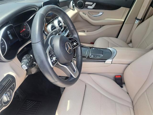 Photo of 2021 Polar White Mercedes-Benz GLC 300