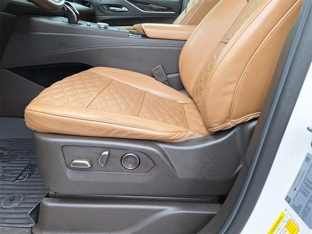 Photo of 2021 Crystal White Tri-Coat Cadillac Escalade