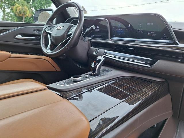 Photo of 2021 Crystal White Tri-Coat Cadillac Escalade
